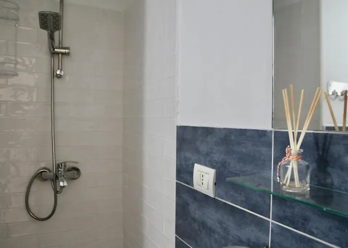 Lift Apartment *